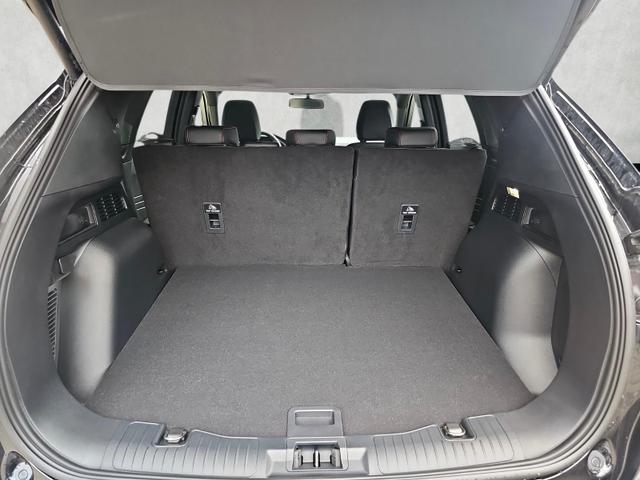 Ford Kuga Plug-In Hybrid ST-Line X 2.5 PHEV Styling-Paket Black Pano 
