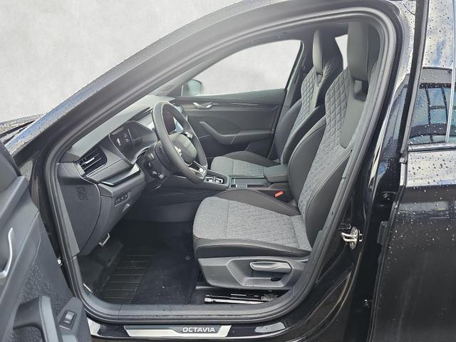 Skoda Octavia Combi 1.5 TSI mHEV 110 kW Sportline eTSI DSG Pano AHK 