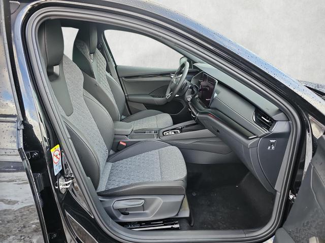 Skoda Octavia Combi 1.5 TSI mHEV 110 kW Sportline eTSI DSG Pano AHK 