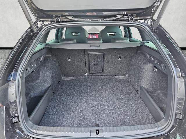 Skoda Octavia Combi 1.5 TSI mHEV 110 kW Sportline eTSI DSG Pano AHK 