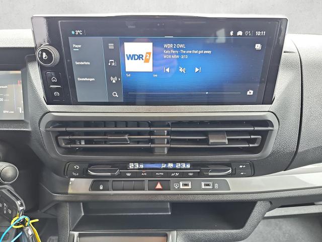 Opel Vivaro Kombi XL 2.2 Diesel Autom. 9-Si. Navi AHK 