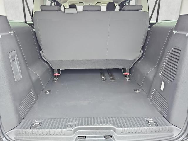 Opel Vivaro Kombi XL 2.2 Diesel Autom. 9-Si. Navi AHK 