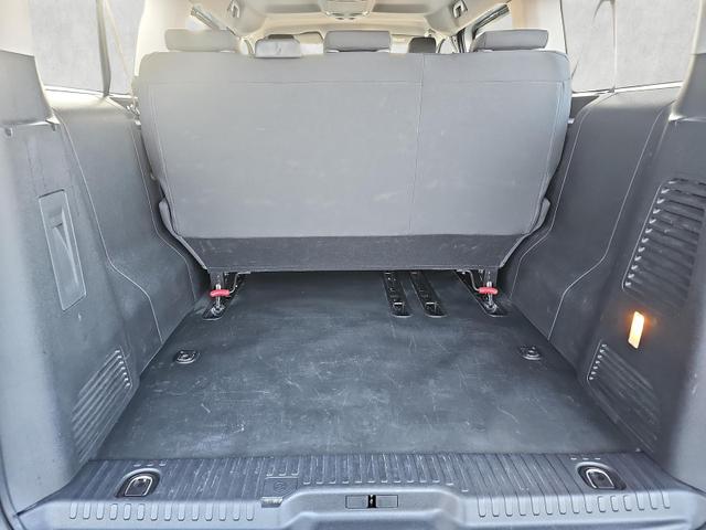 Opel Vivaro Kombi XL 2.0L Life 9 Sitzer / Tempomat 