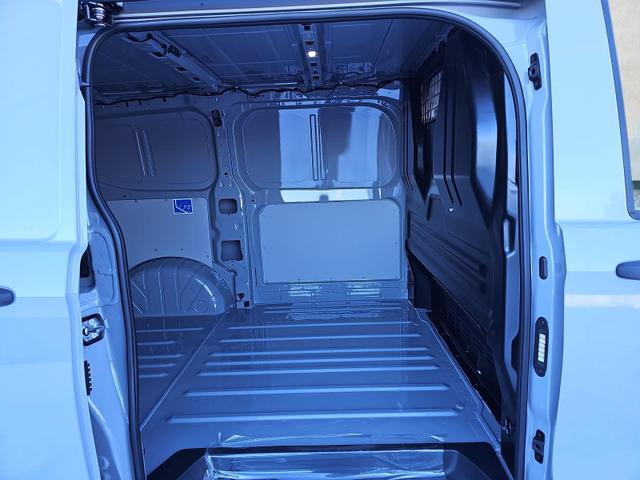 Volkswagen T7 Transporter Kastenwagen 2.0 TDI 81 kW KR Kasten AHK / PDC hinten 