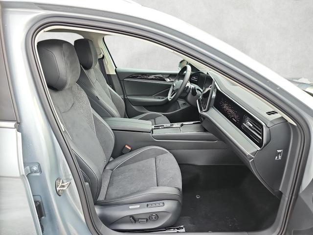 Volkswagen Passat Variant 2.0 TDI 110 kW Elegance DSG IQ.Light AHK 