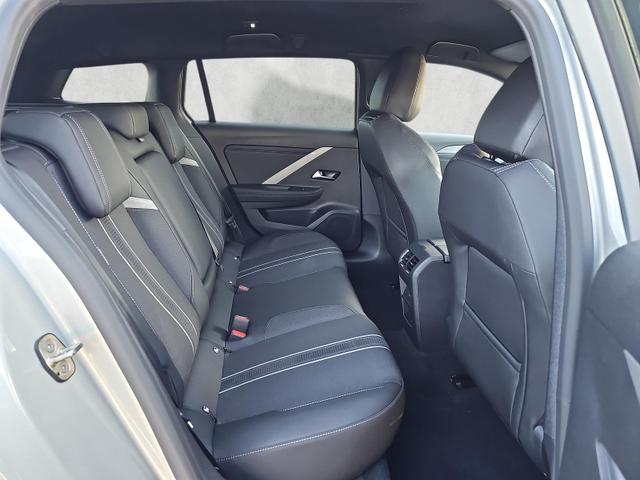 Opel Astra Caravan GS Sportstourer 1.2 Autom Kamera360 Winter 