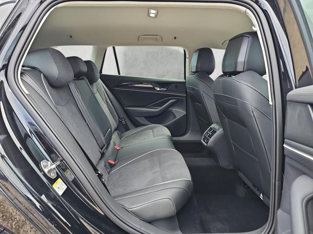 Volkswagen Passat Variant 2.0 TDI 110 kW Business DSG / ACC AHK 