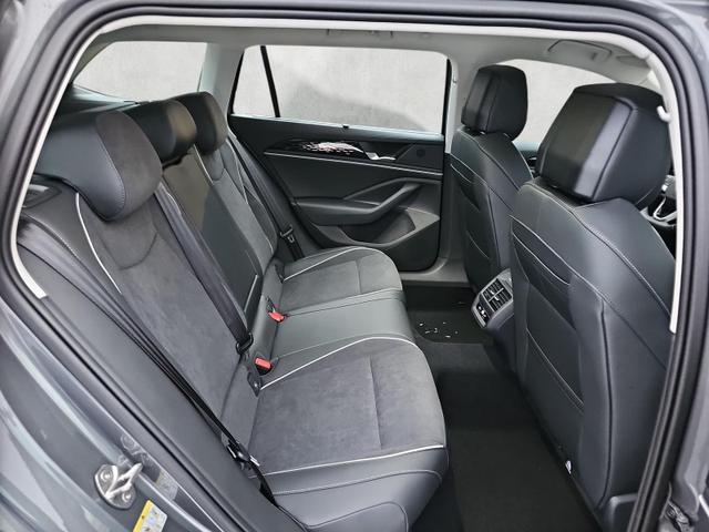 Volkswagen Passat Variant 2.0 TDI 110 kW Elegance DSG IQ.Light AHK 