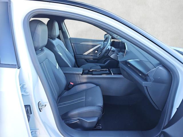 Opel Astra Caravan GS Sportstourer 1.2 Autom Kamera360 Winter 