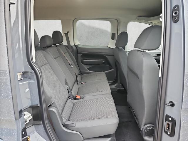 Volkswagen Caddy Basis 1.5 TSI DSG Family 5-Si. AppCon R&uuml;ckfahrk 