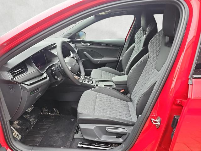 Skoda Octavia Combi 1.5 TSI mHEV 110 kW Sportline eTSI DSG Pano AHK 