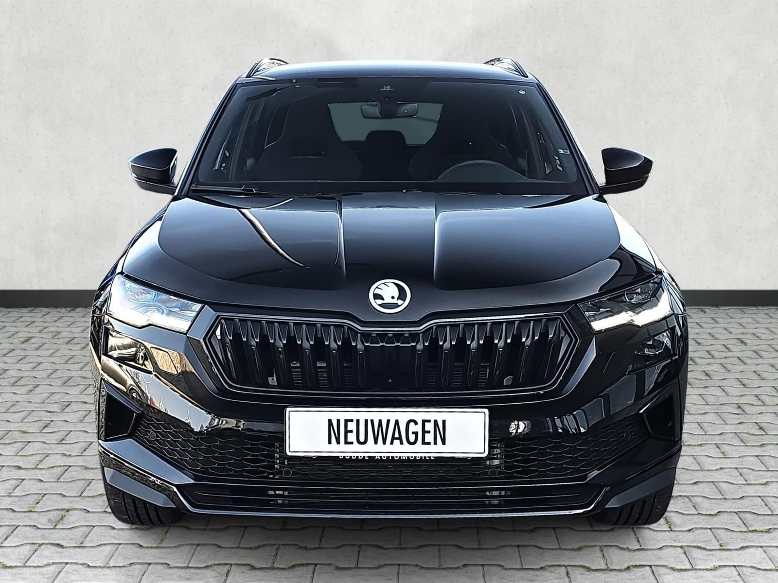 Skoda Karoq Sportline 1.5 TSI DSG 360Grad AHK schwenkb 