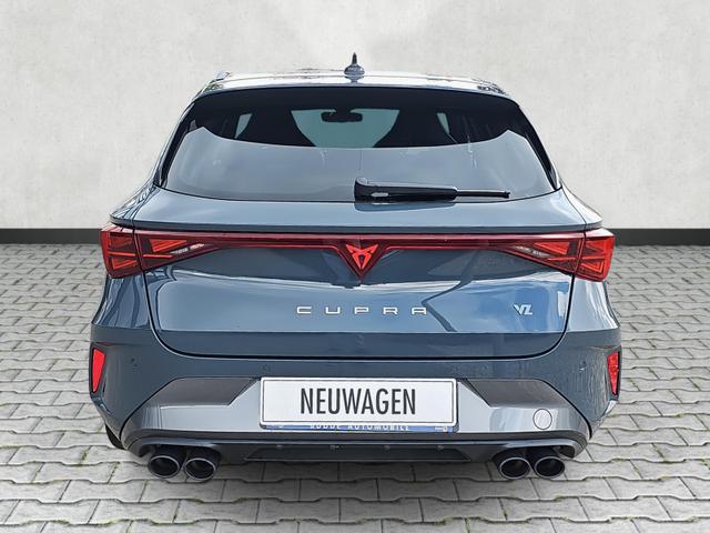 Cupra Leon Sportstourer 2.0 TSI 245 kW 4Drive VZ DSG / Sennh. 