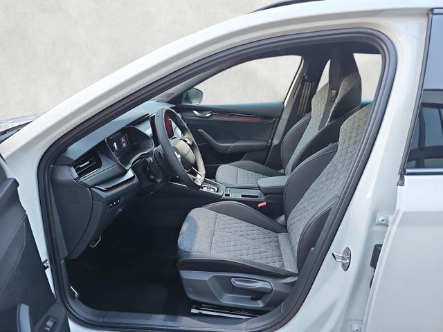 Skoda Octavia Combi 2.0 TSI DSG 150 kW 4x4 Sportline AHK Kessy 