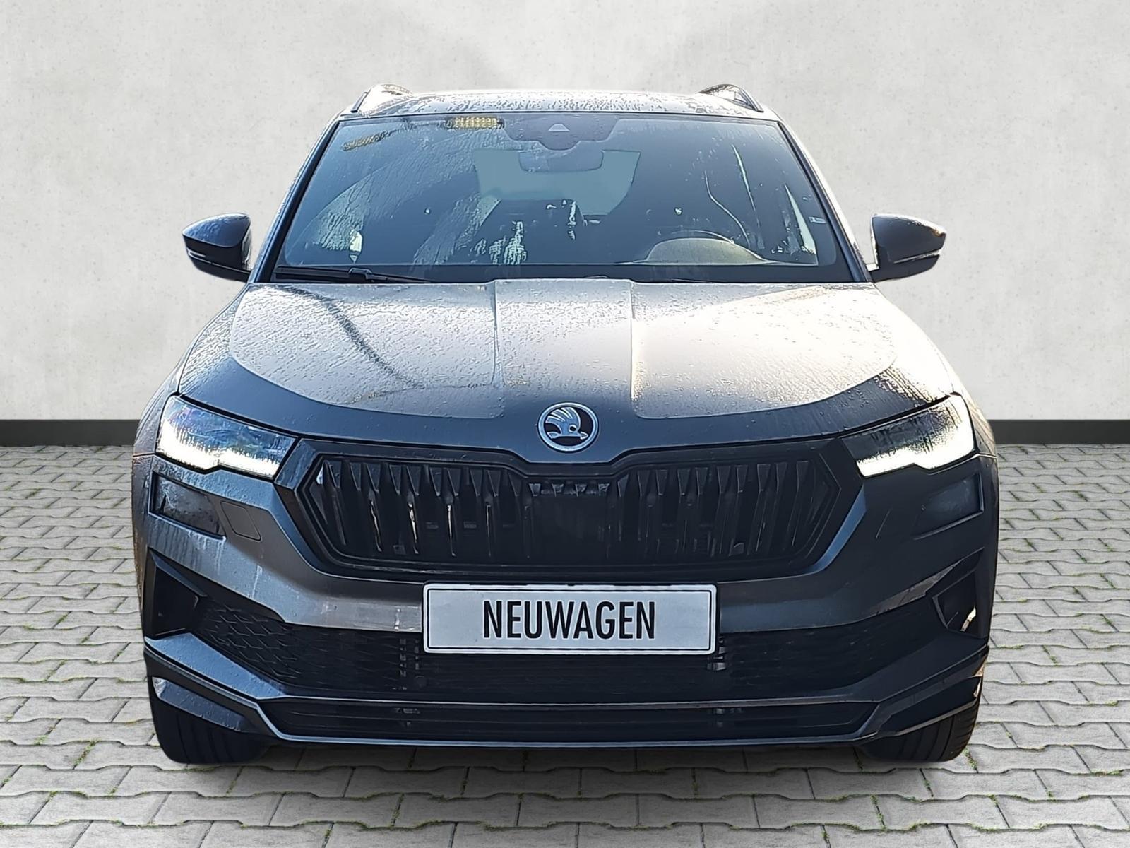 Skoda Karoq Sportline 1.5 TSI DSG / Kessy Pano ACC 