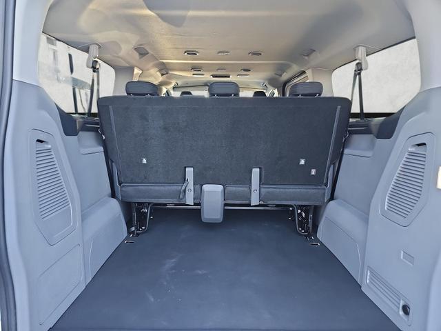 Ford Transit Custom 320 L2 FWD Trend Combi 2.0 EB 9 Sitzer 