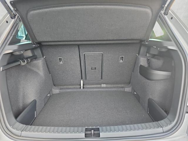 Skoda Karoq Sportline 1.5 TSI DSG / Kessy Matrix 