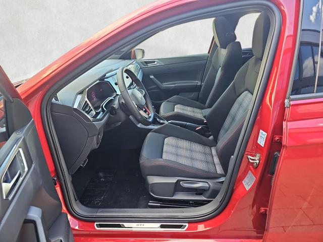 Volkswagen Polo GTI 2.0 TSI DSG ACC IQ.Light 18Zoll Pano 