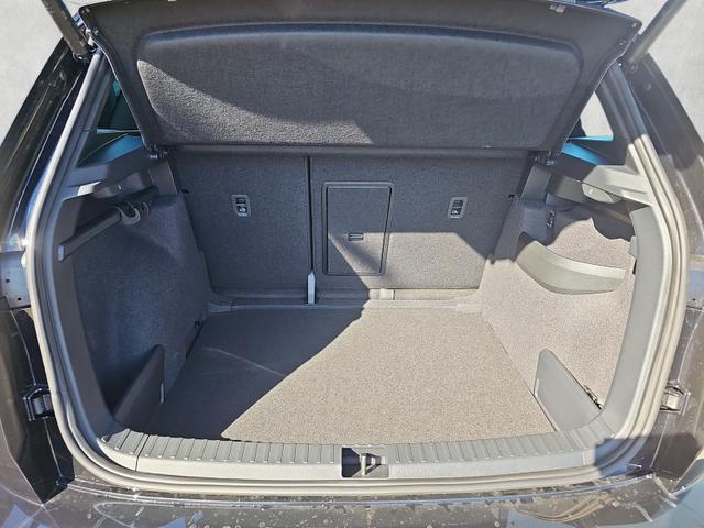 Skoda Karoq Sportline 1.5 TSI DSG Matrix / Navi AHK 