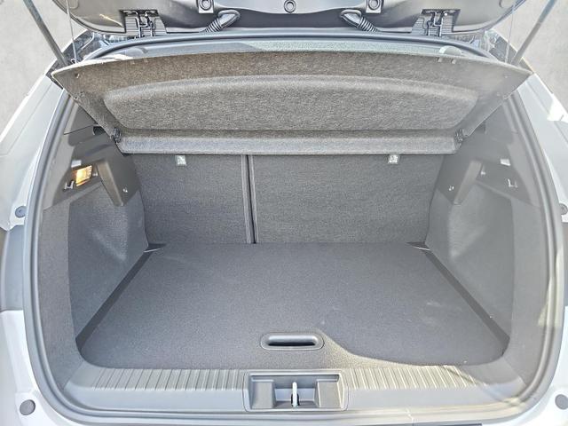 Renault Captur 140 Mild-Hybrid Techno 360Grad Kamera Nav 