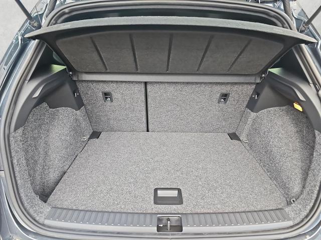 Seat Arona 1.5 TSI 110 kW FR DSG AHK / Tech-Paket Keyless 