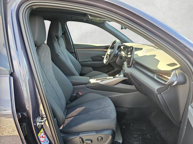 Cupra Terramar 1.5 eTSI 110 kW DSG / HeadUp Pano Navi 