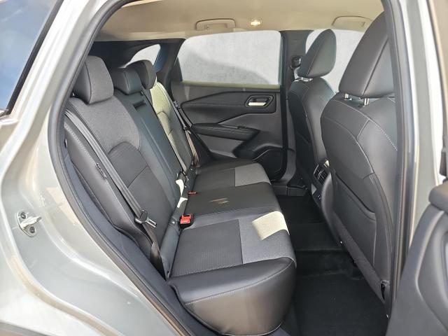 Nissan Qashqai 1.3 DIG-T X-Tronic N-Connecta / Winterp 