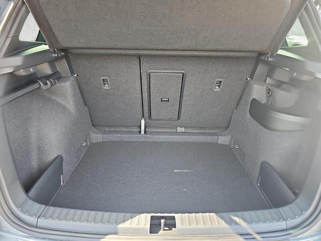 Skoda Karoq Sportline 1.5 TSI DSG 5J.Gar Kessy Matrix 