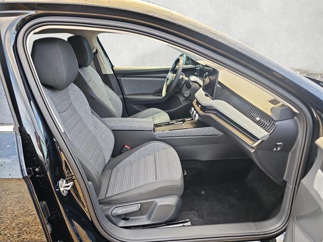 Skoda Superb Combi 2.0 TDI 110 kW Selection DSG Nav AHK Kessy 