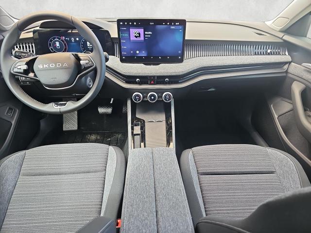 Skoda Superb Combi 2.0 TDI 110 kW Selection DSG Nav AHK Kessy 