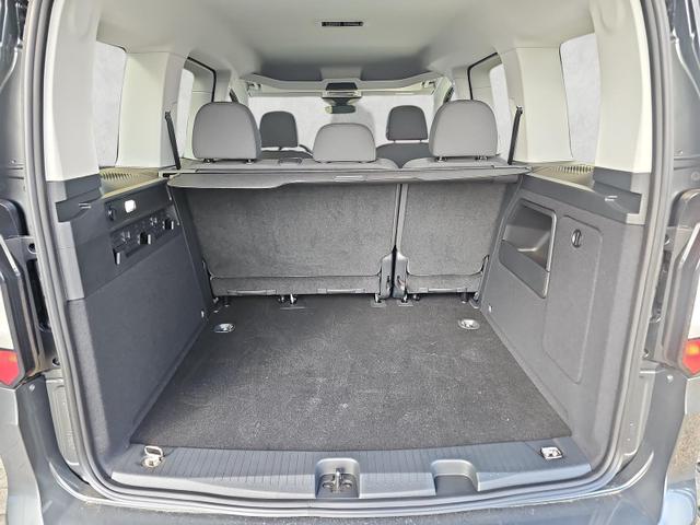 Volkswagen Caddy Basis 1.5 TSI DSG Family 5-Si. AppCon R&uuml;ckfahrk 