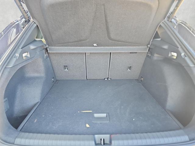 Cupra Terramar 1.5 eTSI 110 kW DSG / Edge Paket 19Zoll 