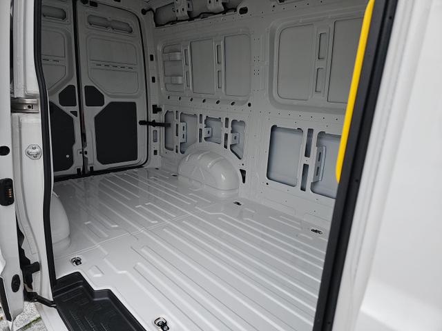 Volkswagen Crafter Kastenwagen Kasten 35 mittellang Hochdach FWD 2.0 TDI MR / Kamera 