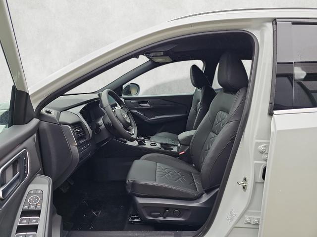 Nissan Qashqai 1.3 DIG-T X-Tronic 4WD Tekna HUD Pano 
