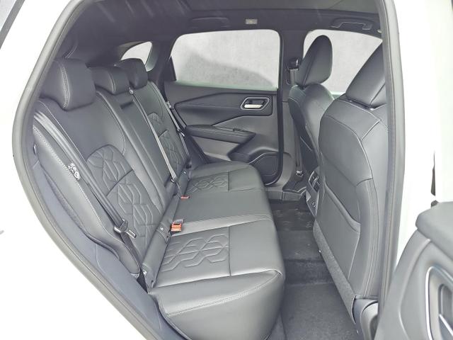 Nissan Qashqai 1.3 DIG-T X-Tronic 4WD Tekna HUD Pano 