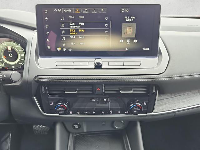 Nissan Qashqai 1.3 DIG-T X-Tronic 4WD Tekna HUD Pano 