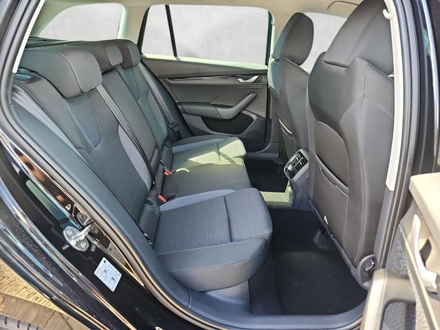Skoda Octavia Combi 1.5 TSI mHEV 110 kW Selection eTSI DSG / AHK schw. 