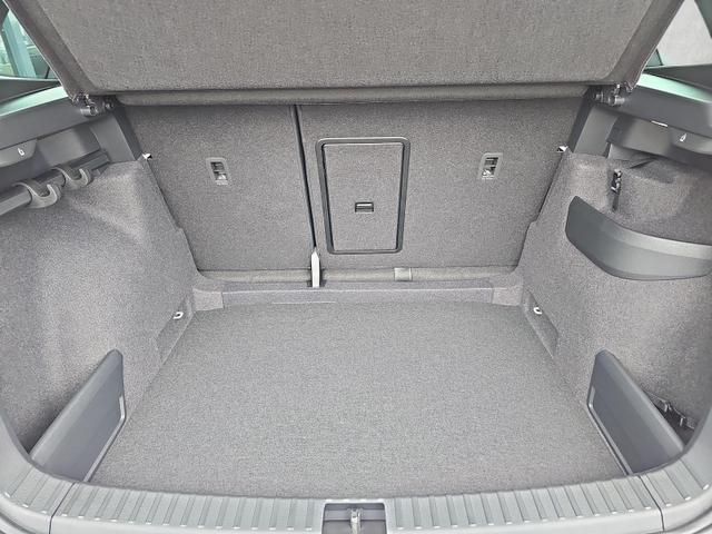 Skoda Karoq Sportline 1.5 TSI DSG 360Grad Kamera / ACC 