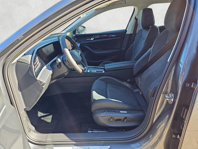 Volkswagen Passat Variant 2.0 TDI 110 kW Elegance DSG IQ.Light AHK 