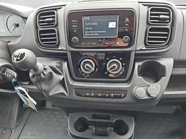 Fiat Ducato 35 L2H2 140 Multijet Flachdach verblecht Kastenwagen 3,5t Diesel 140MT Kamera 