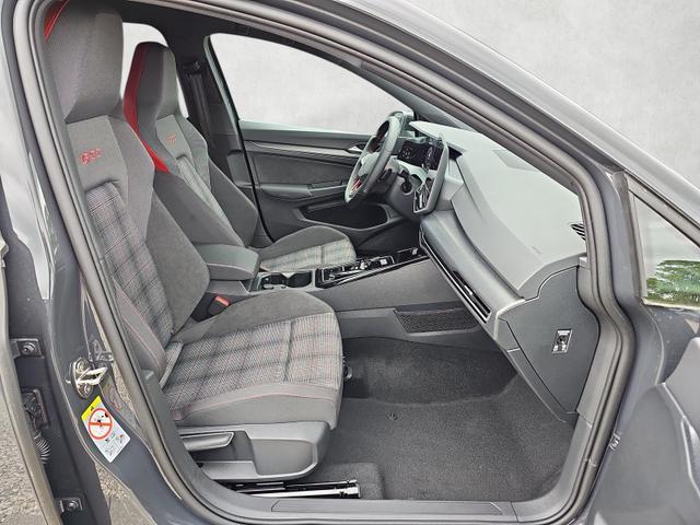Volkswagen Golf 2.0 TSI 195 kW GTI DSG / IQ.Light R&uuml;ckfahrkamera 