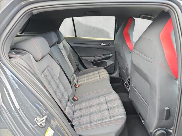 Volkswagen Golf 2.0 TSI 195 kW GTI DSG / IQ.Light Parklenkassist 