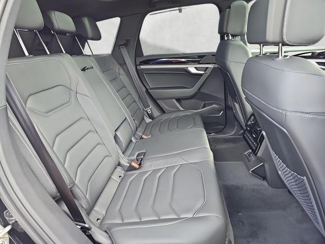 Volkswagen Touareg 3.0 TDI 210 kW 4Motion R-Line V6 / Pano 360Grad 