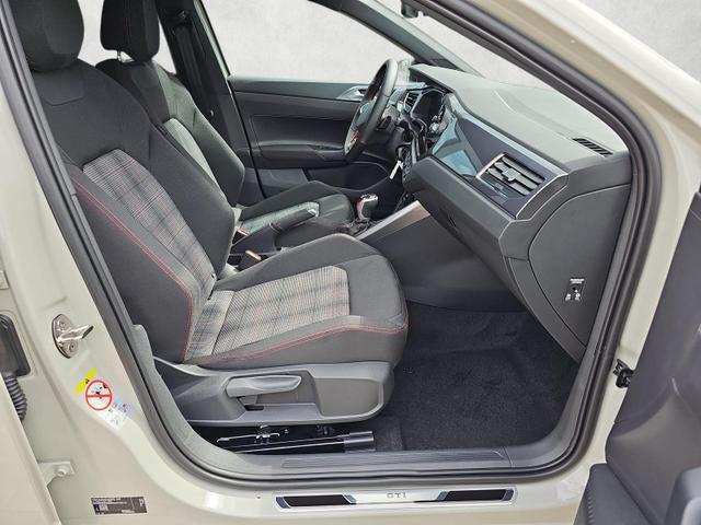 Volkswagen Polo GTI 2.0 TSI DSG / ACC IQ.Light 18Zoll 