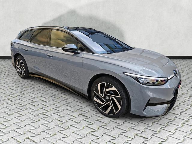 Volkswagen ID.7 Kombi - Pro 210 kW Tourer BlackStyle AHK IQdr Intpaket 20Z