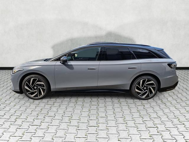 Volkswagen ID.7 Kombi Pro 210 kW Tourer BlackStyle AHK IQdr Intpaket 20Z 