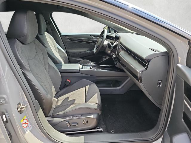 Volkswagen ID.7 Kombi Pro 210 kW Tourer BlackStyle AHK IQdr Intpaket 20Z 