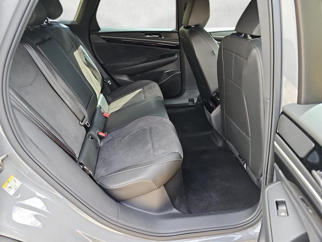 Volkswagen ID.7 Kombi Pro 210 kW Tourer BlackStyle AHK IQdr Intpaket 20Z 