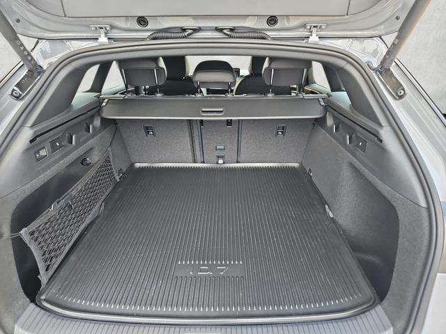 Volkswagen ID.7 Kombi Pro 210 kW Tourer BlackStyle AHK IQdr Intpaket 20Z 