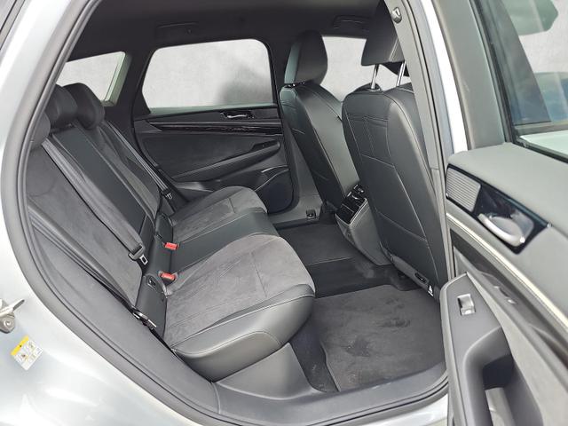 Volkswagen ID.7 Kombi Pro 210 kW Tourer BlackStyle AHK IQdr Intpaket 20Z 